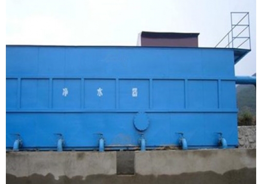 生活廢水處理設備包括所有的主要材料核附合原材料（凈水機行為主體、斜柱、過濾材料、排淤系統軟件、出水出水系統軟件、安全巡檢安全通道、出入水閘閥等）